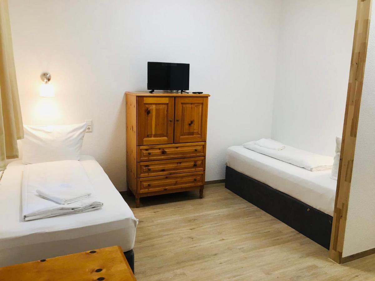 Apartamente Pfullingen Eksteriør billede